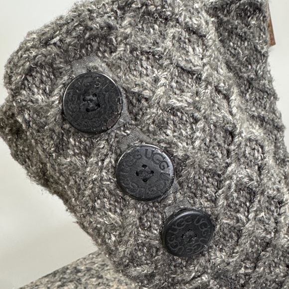 UGG Charcoal cable Knit Back-Button Suede Short Boots 5 - Picture 5 of 14